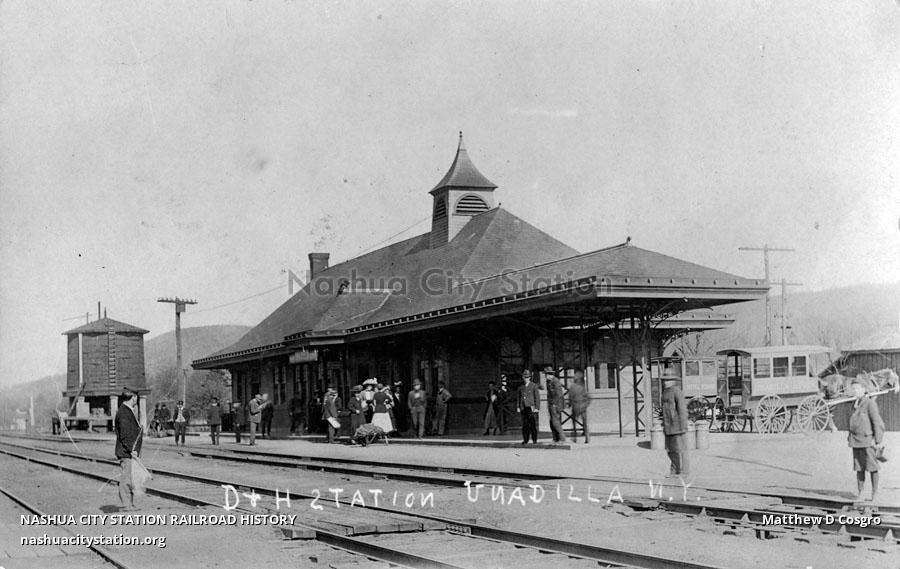 Postcard Delaware & Hudson Station, Unadilla, New York Railroad History