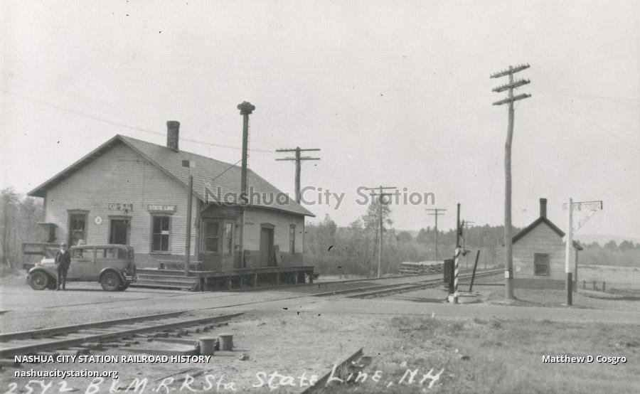 Postcard Boston & Maine Railroad Station, State Line, New Hampshire