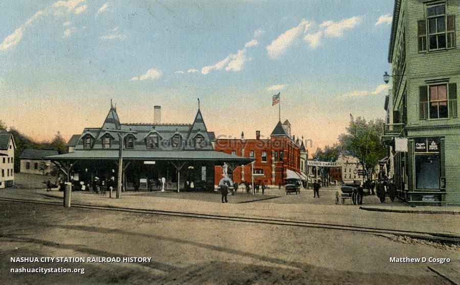 Postcard Boston & Maine Station and Main Street, Tilton, New Hampshire