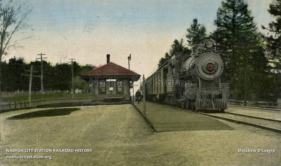 Postcard Boston & Maine Station, Plaistow, New Hampshire Railroad