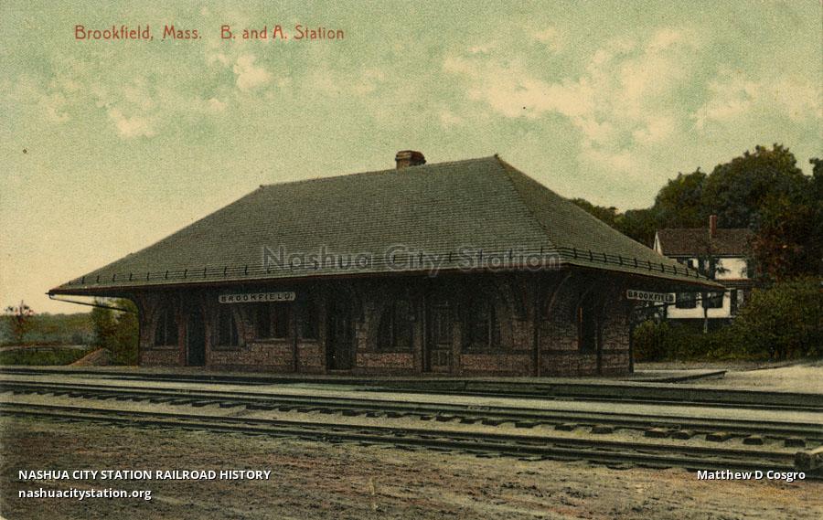 Postcard Brookfield, Massachusetts. Boston & Albany Station Railroad