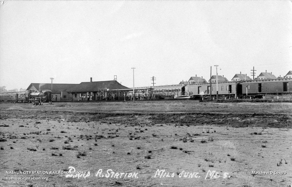 Postcard Bangor & Aroostook Station, Milo Junction, Maine Railroad