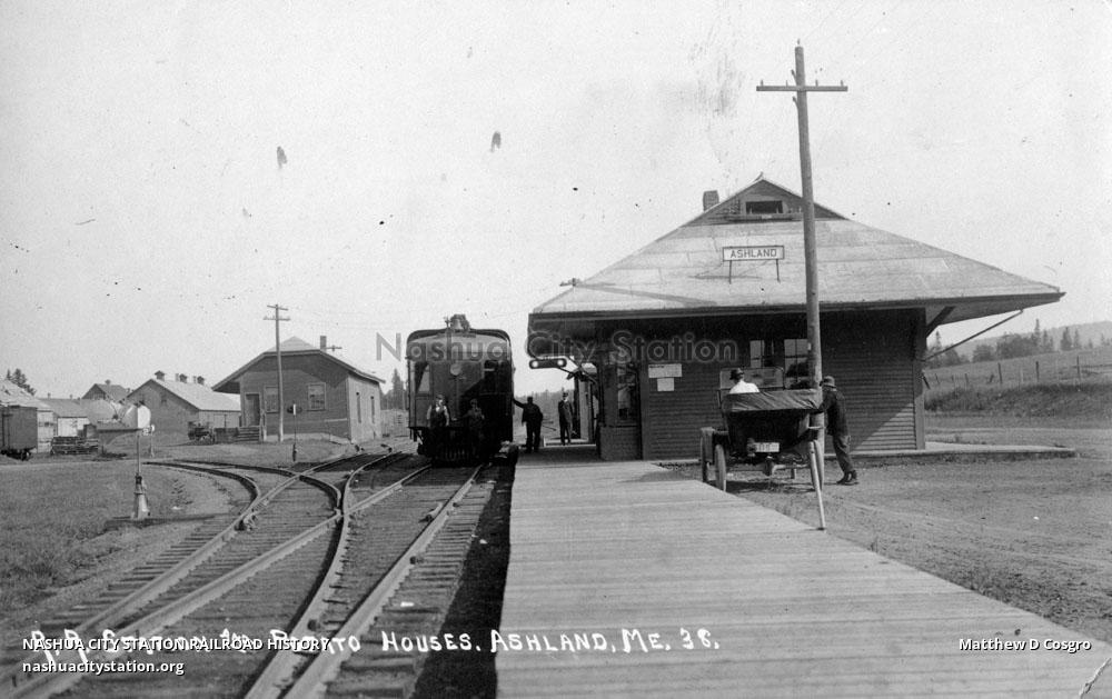 Postcard Railroad Station and Potato Houses, Ashland, Maine Railroad