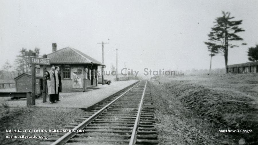 Postcard New Haven Railroad Station, Farm Street, Dover, Massachusetts