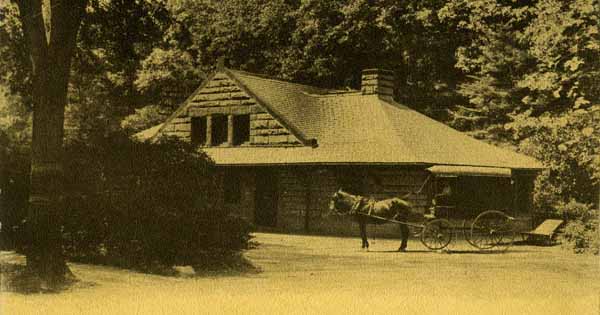 Wellesley Hills Station