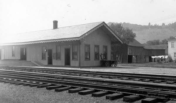 Depot, East Worcester