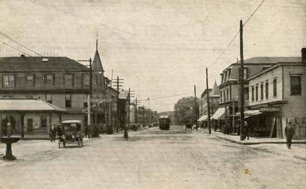 Broadway looking west from Railroad Square, Derry, New Hampshire