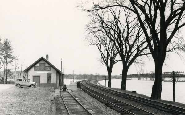 Thornton's Ferry station