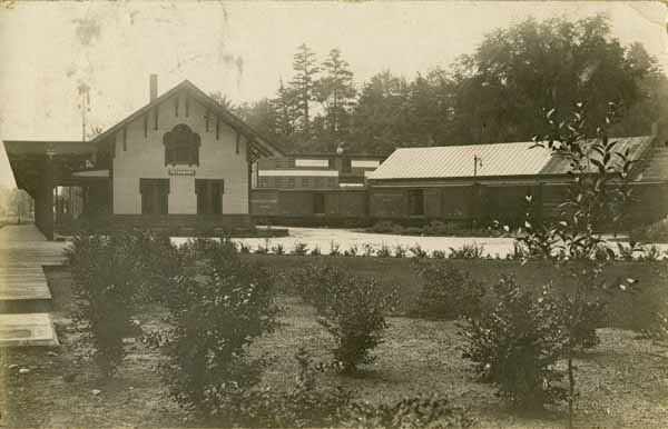 Peterboro station