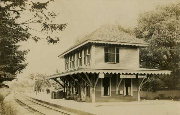 Beach Bluff station and post office