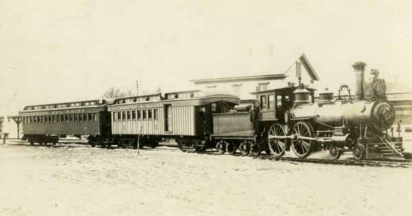 Boston & Maine Railroad #153 "Nahant" at Wenham, Massachusetts with an Essex Branch train