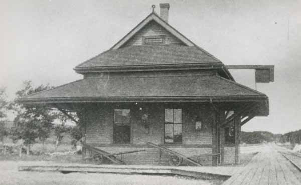 Wenaumet, Massachusetts Station