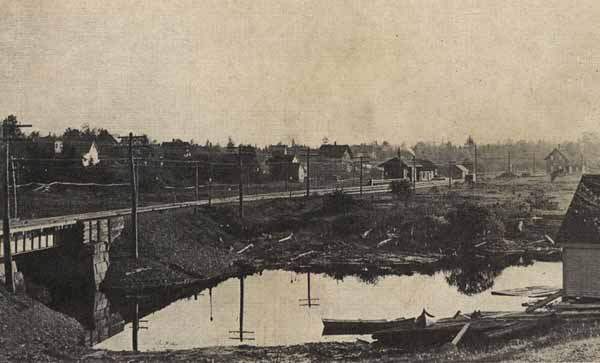 Lambert Lake station