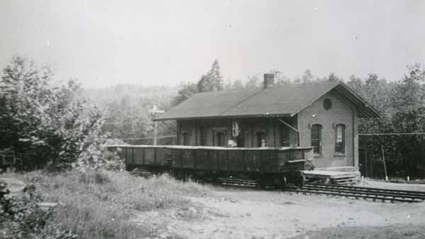 New Haven Railroad Station, Williamsburgh, Massachusetts