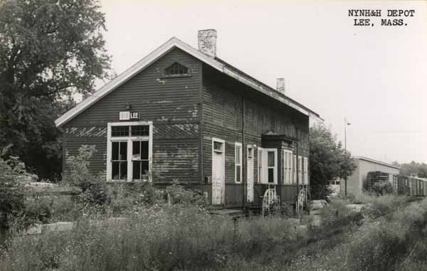 New York, New Haven & Hartford Depot, Lee, Massachusetts